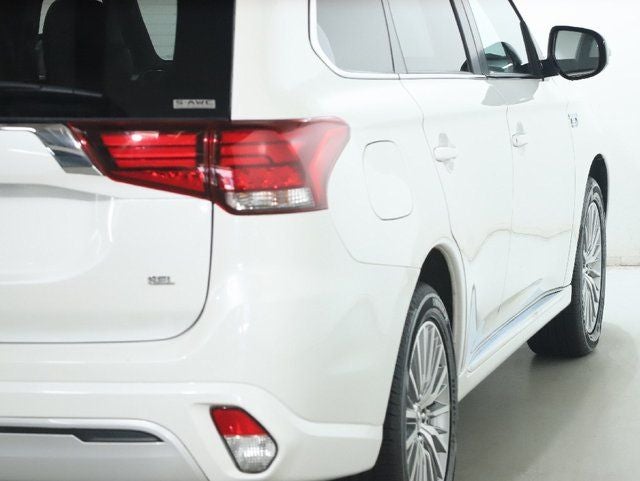 2022 Mitsubishi Outlander PHEV SEL