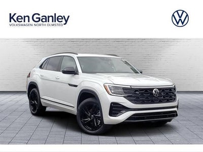 2026 Volkswagen Atlas Cross Sport 2.0T SEL R-Line Black