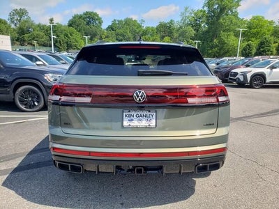 2026 Volkswagen Atlas Cross Sport 2.0T SEL R-Line Black