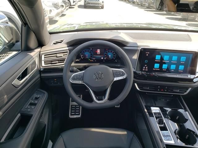 2026 Volkswagen Atlas Cross Sport 2.0T SEL R-Line Black