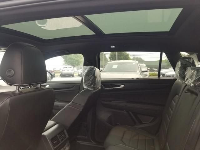 2026 Volkswagen Atlas Cross Sport 2.0T SEL R-Line Black
