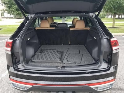 2024 Volkswagen Atlas Cross Sport 2.0T SEL