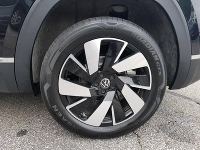 2024 Volkswagen Atlas Cross Sport 2.0T SEL