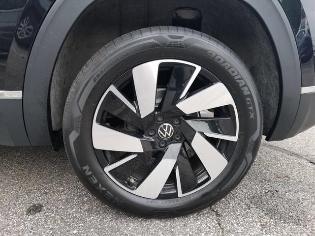 2024 Volkswagen Atlas Cross Sport 2.0T SEL