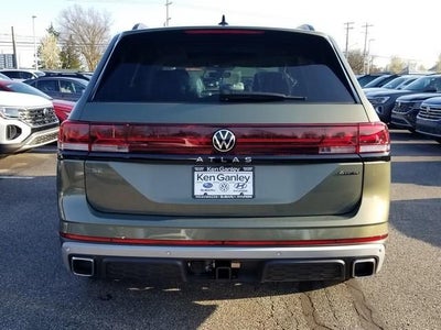 2026 Volkswagen Atlas 2.0T Peak Edition