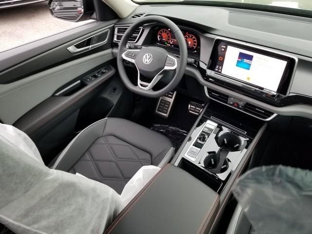 2026 Volkswagen Atlas 2.0T Peak Edition