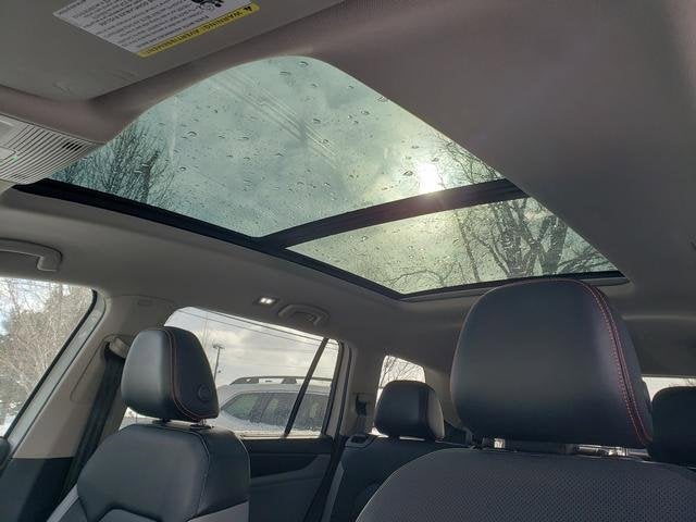 2024 Volkswagen Atlas 2.0T Peak Edition SE w/Technology