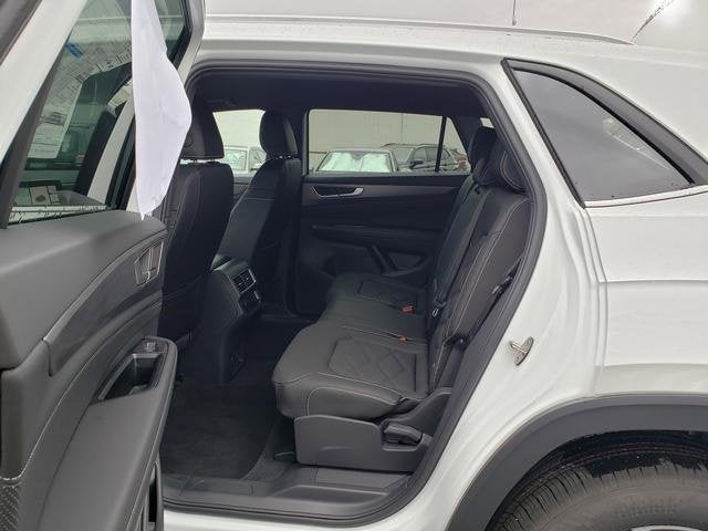 2026 Volkswagen Atlas Cross Sport 2.0T SE