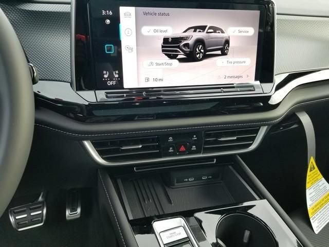 2026 Volkswagen Atlas Cross Sport 2.0T SEL Premium R-Line