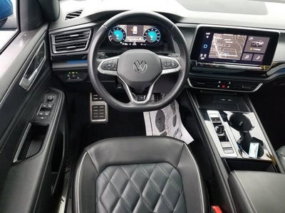 2024 Volkswagen Atlas Cross Sport 2.0T SEL Premium R-Line