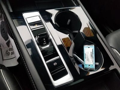 2024 Volkswagen Atlas Cross Sport 2.0T SEL Premium R-Line