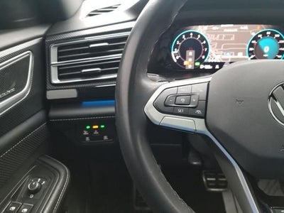 2024 Volkswagen Atlas Cross Sport 2.0T SEL Premium R-Line