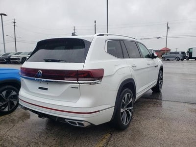 2026 Volkswagen Atlas 2.0T SEL Premium R-Line