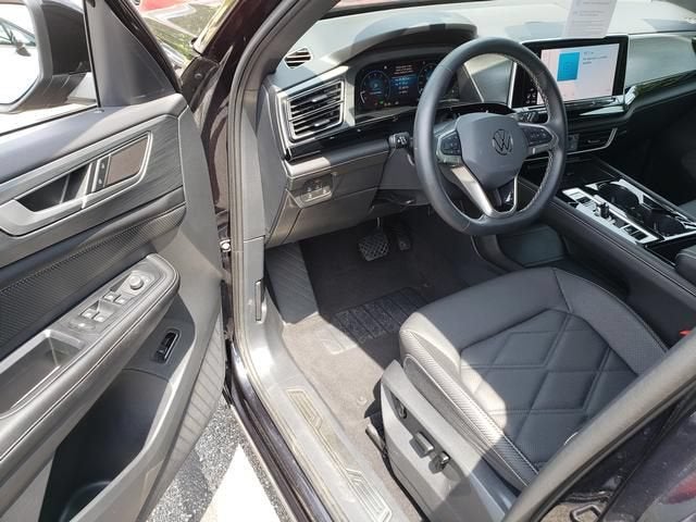 2024 Volkswagen Atlas Cross Sport 2.0T SE w/Technology