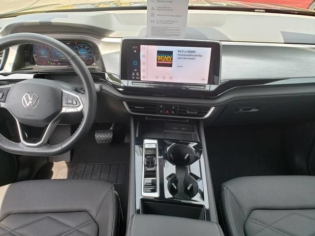 2024 Volkswagen Atlas Cross Sport 2.0T SE w/Technology