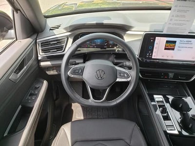 2024 Volkswagen Atlas Cross Sport 2.0T SE w/Technology