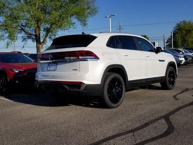 2026 Volkswagen Atlas Cross Sport 2.0T SE w/Technology
