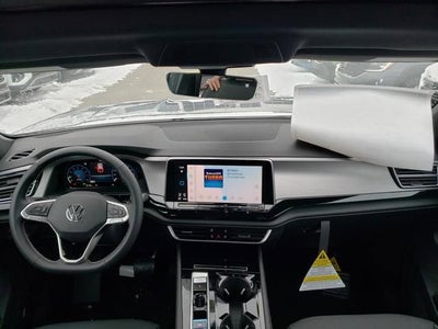 2026 Volkswagen Atlas Cross Sport 2.0T SE w/Technology