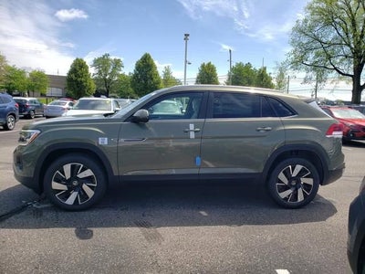 2026 Volkswagen Atlas Cross Sport 2.0T SE w/Technology