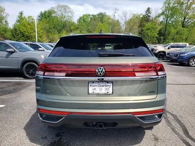 2026 Volkswagen Atlas Cross Sport 2.0T SE w/Technology