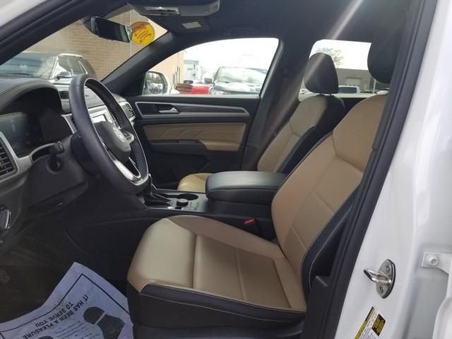 2023 Volkswagen Atlas Cross Sport 2.0T SE