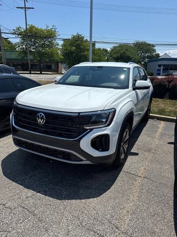 2024 Volkswagen Atlas Cross Sport 2.0T SE