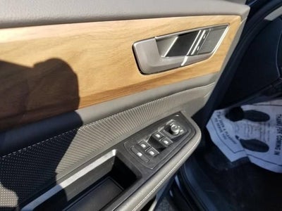2024 Volkswagen Atlas 2.0T SE