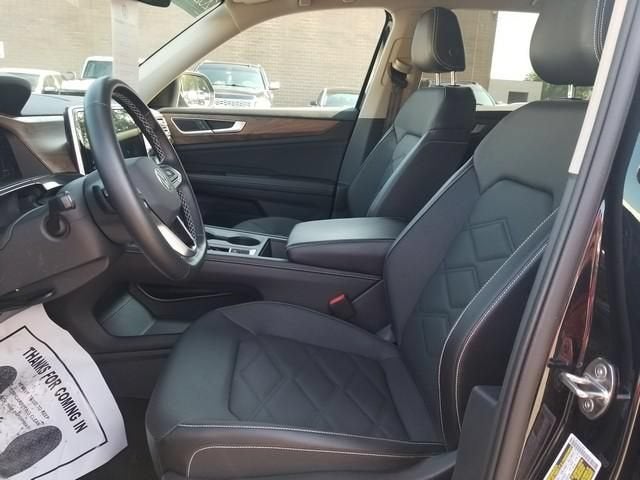 2024 Volkswagen Atlas 2.0T SE