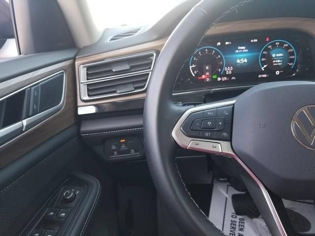 2024 Volkswagen Atlas 2.0T SE