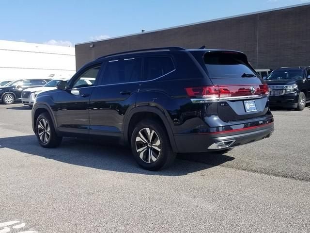2024 Volkswagen Atlas 2.0T SE