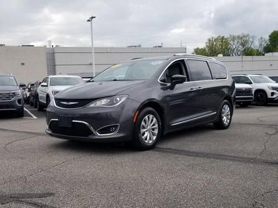2019 Chrysler Pacifica Touring L