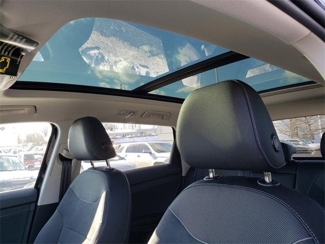 2026 Volkswagen Taos SE Black