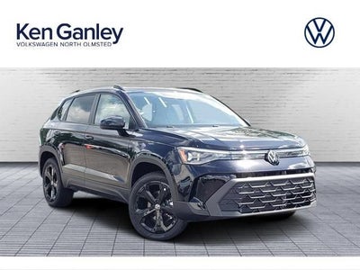 2026 Volkswagen Taos SE Black