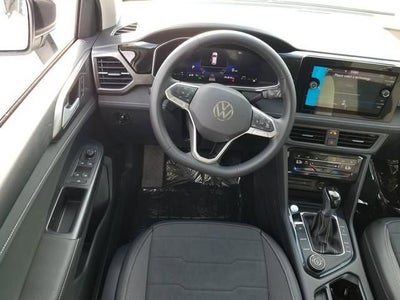 2026 Volkswagen Taos SE Black