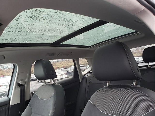 2026 Volkswagen Taos SE Black