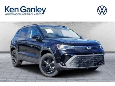 2026 Volkswagen Taos SE Black