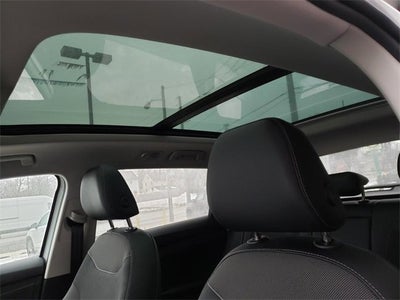 2026 Volkswagen Taos SE Black