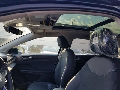 2026 Volkswagen Taos SE Black