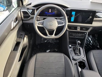 2026 Volkswagen Taos SE Black