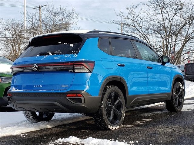 2026 Volkswagen Taos SE Black