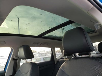 2026 Volkswagen Taos SE Black