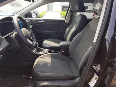 2026 Volkswagen Taos SE Black