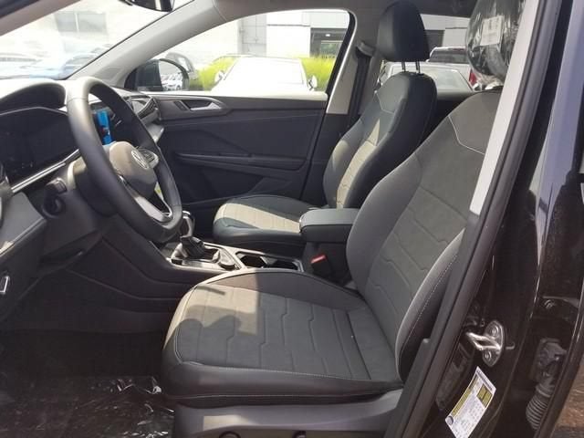 2026 Volkswagen Taos SE Black