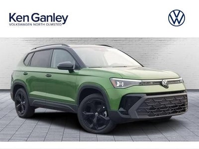 2026 Volkswagen Taos SE Black