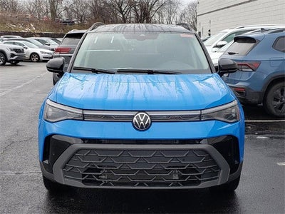 2026 Volkswagen Taos SE Black