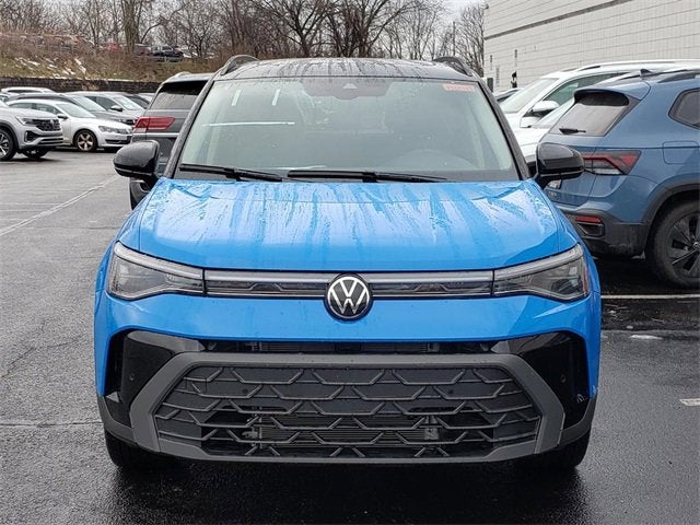 2026 Volkswagen Taos SE Black