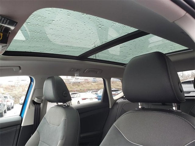 2026 Volkswagen Taos SE Black