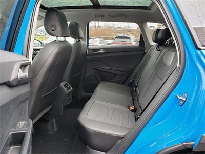 2026 Volkswagen Taos SE Black