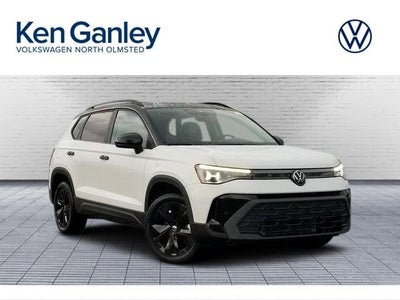 2025 Volkswagen Taos SE Black
