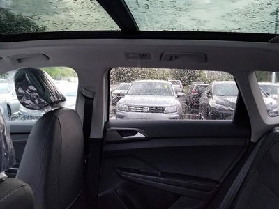 2025 Volkswagen Taos SE Black